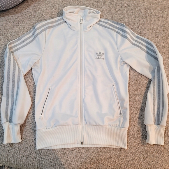 Adidas jacket - Picture 1 of 4